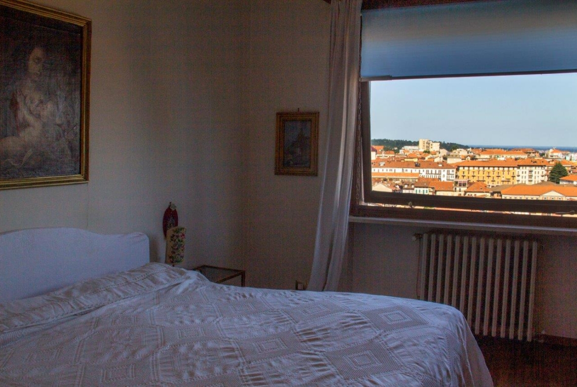 Villa di Prestigio in vendita nel Cuore di Biella