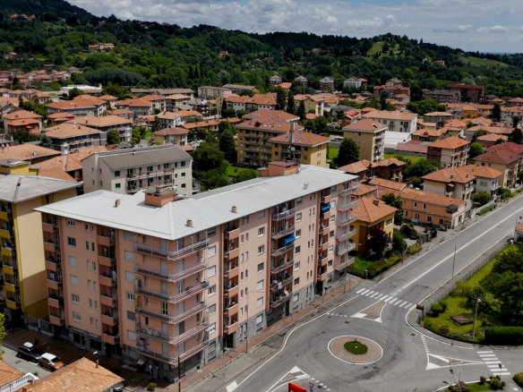Trilocale ristrutturato in vendita a Biella