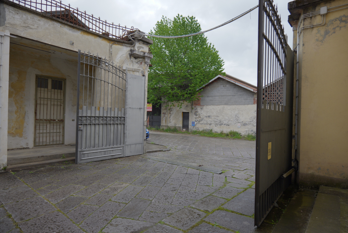 Capannone industriale in vendita a Vigliano