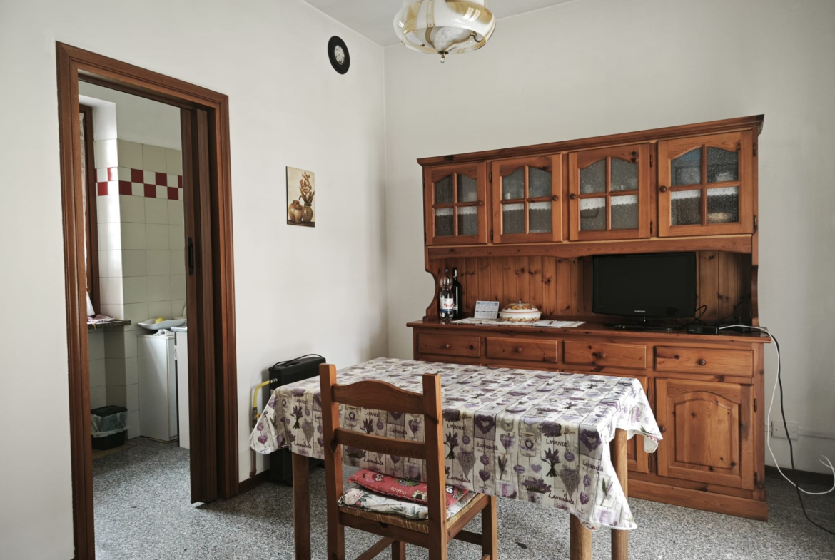 Immobile con giardino in vendita a Candelo