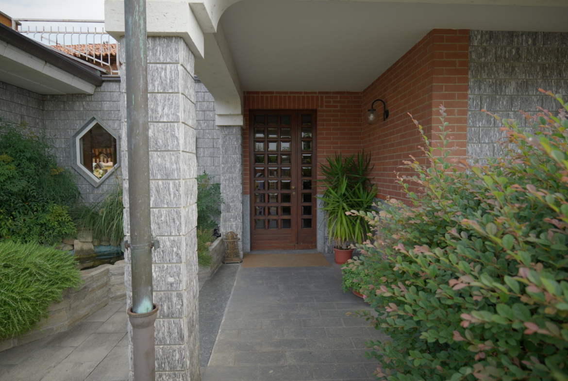 Appartamento con terrazzo in vendita a Verrone