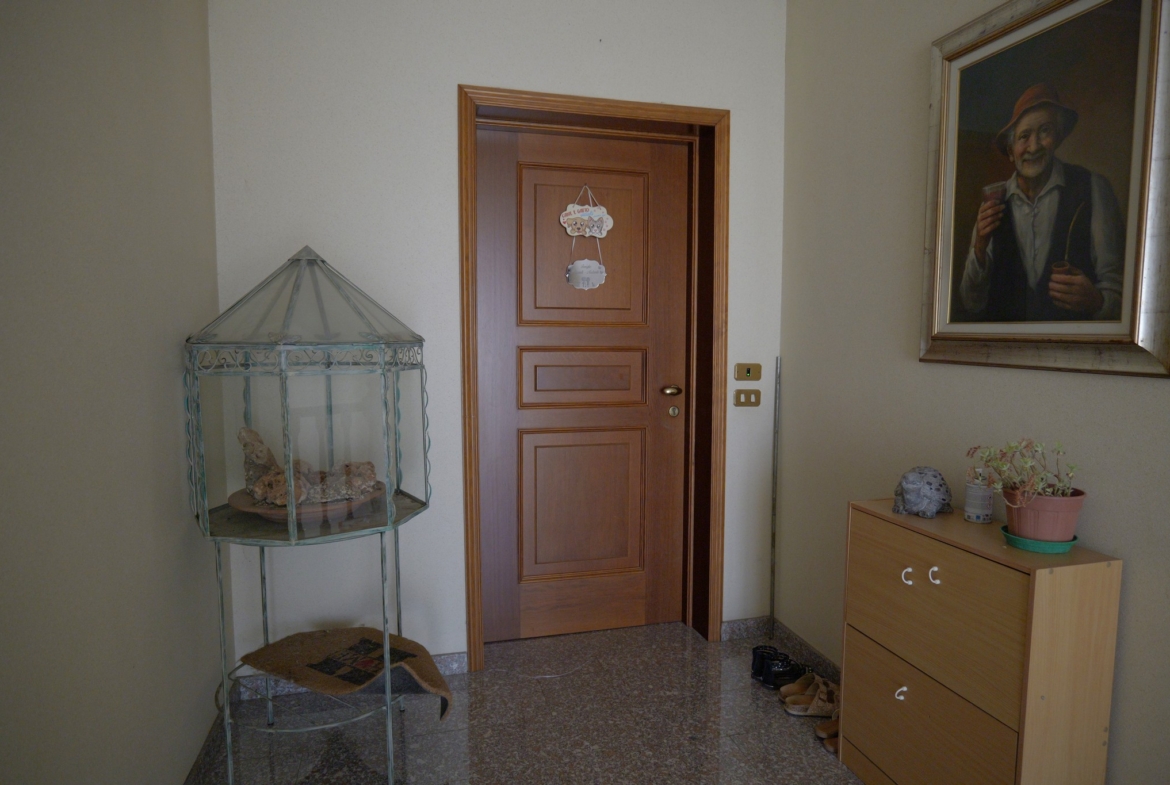 Appartamento con terrazzo in vendita a Verrone