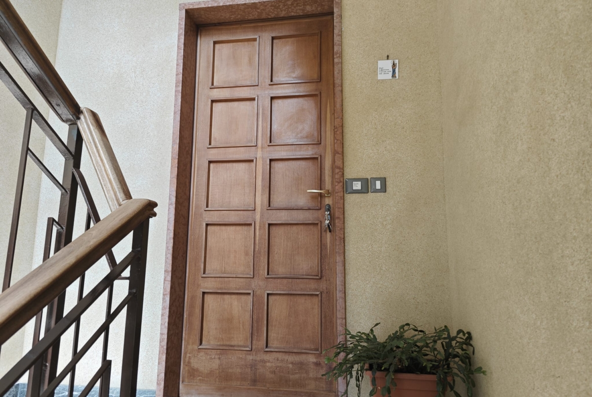 Affittasi appartamento con terrazzo e box auto a Biella