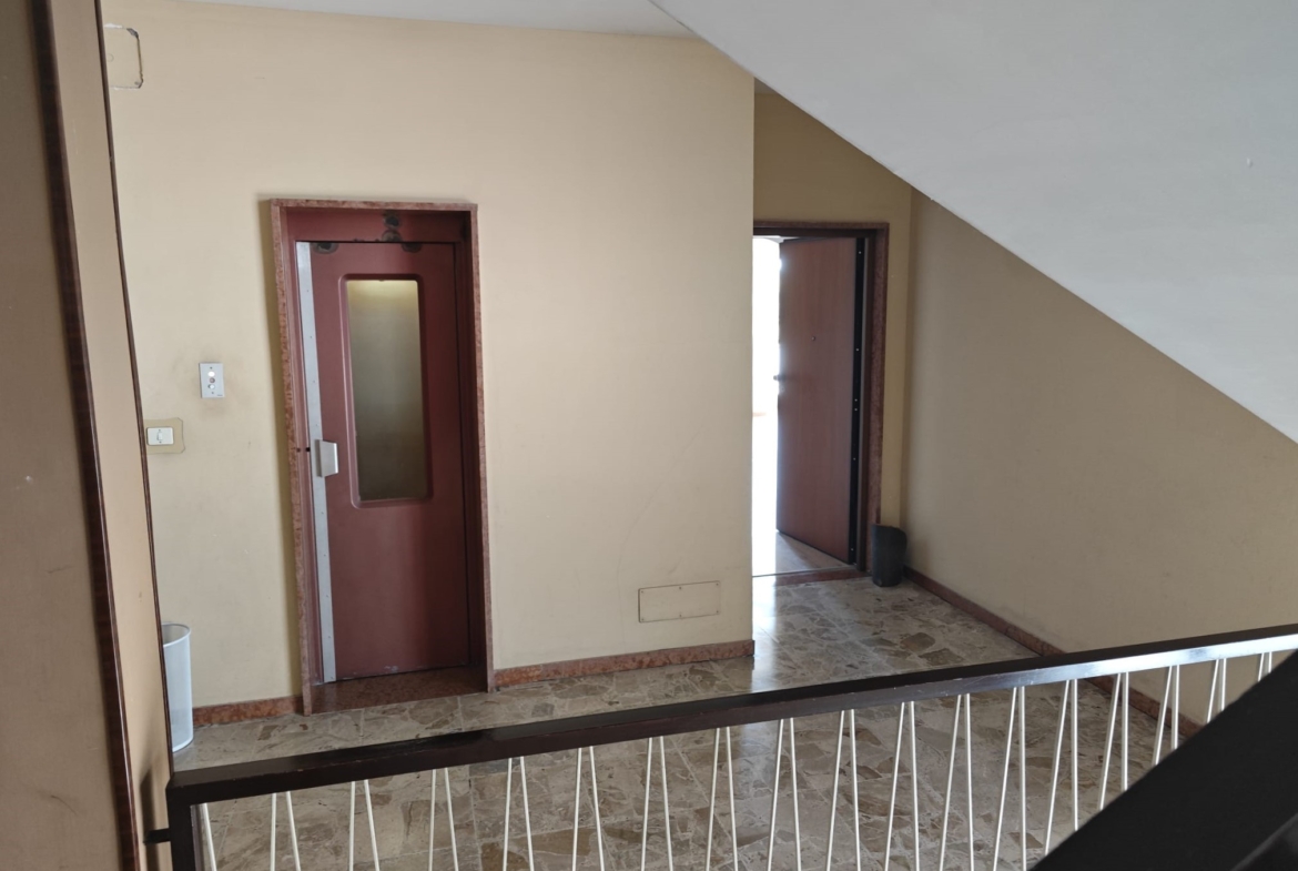 Appartamento con box auto in vendita a Cossato