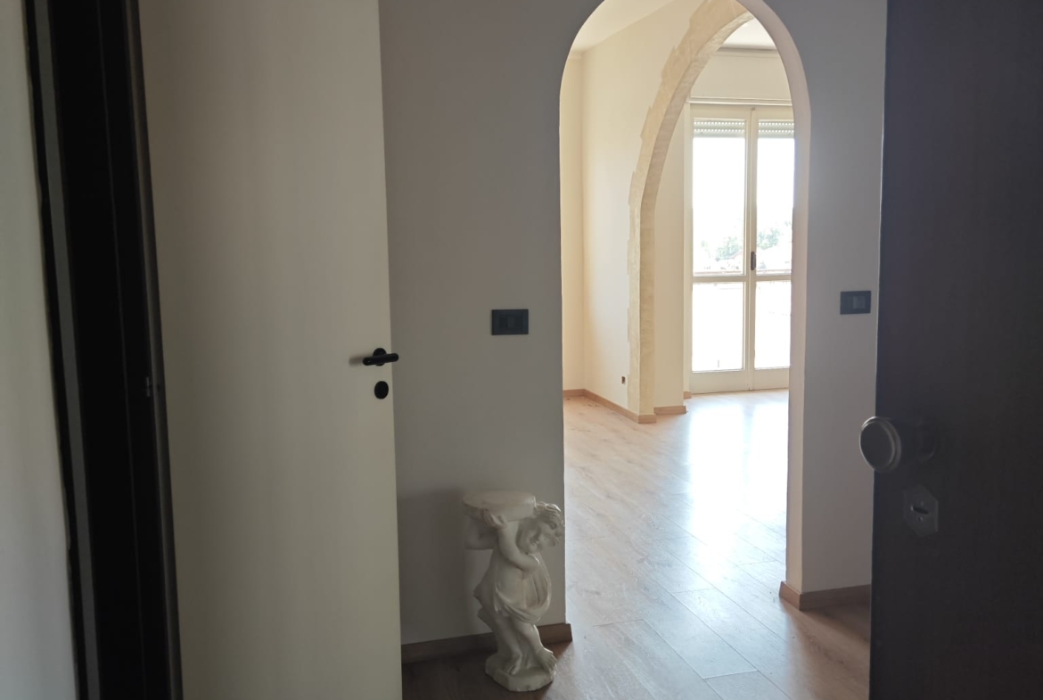 Appartamento con box auto in vendita a Cossato
