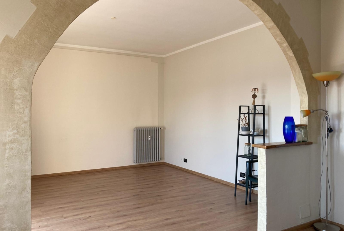 Appartamento con box auto in vendita a Cossato