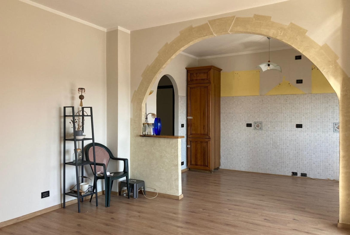 Appartamento con box auto in vendita a Cossato