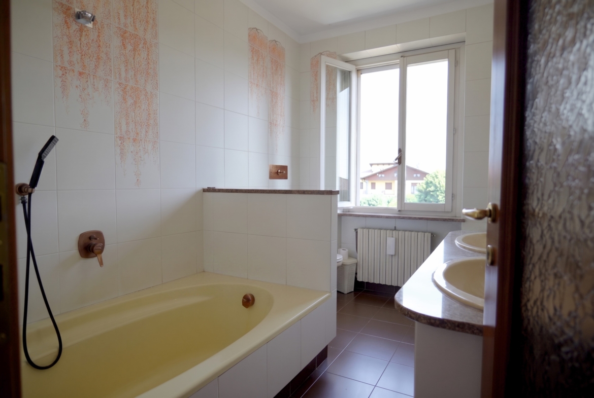 Appartamento con terrazzo in vendita a Verrone