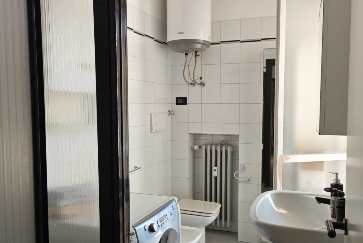 Appartamento con box auto in vendita a Cossato