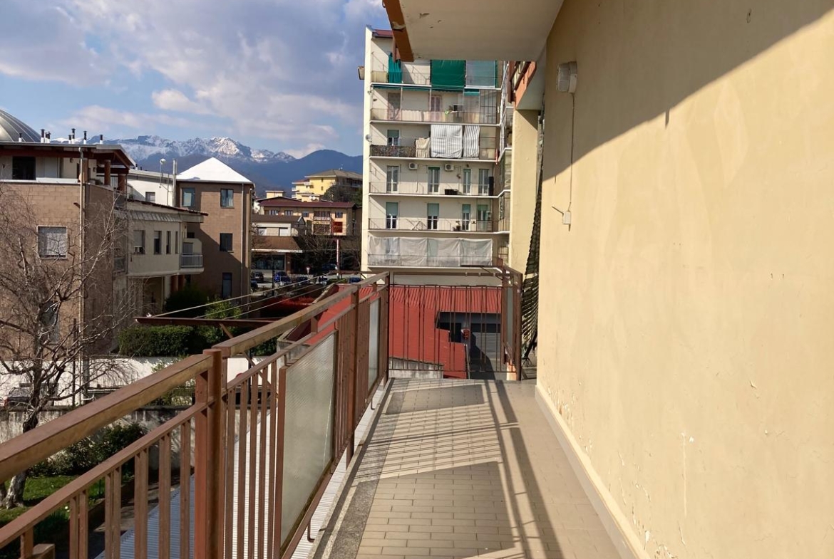 Appartamento con box auto in vendita a Cossato