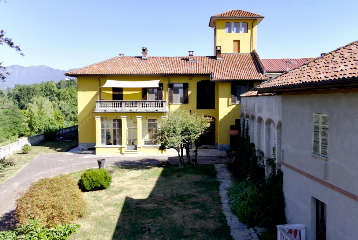 Tenuta di pregio in vendita nel cuore delle colline di Lessona