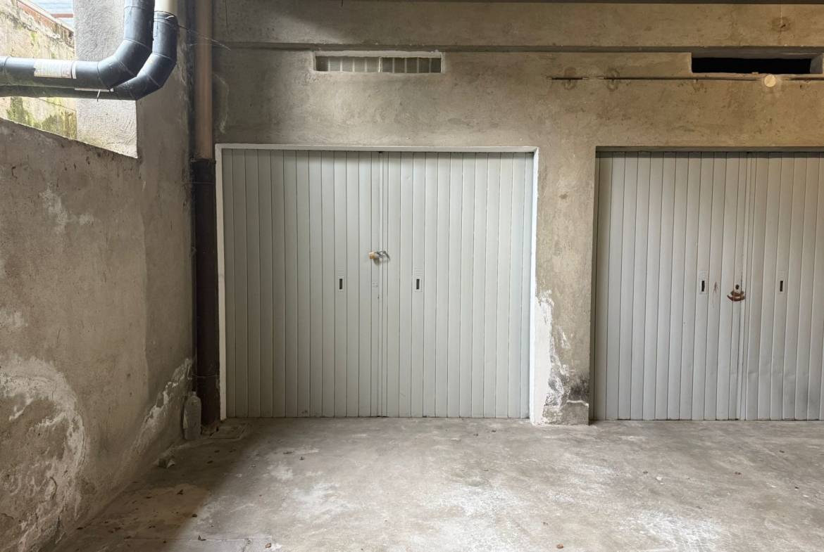 Affittasi box auto a Biella