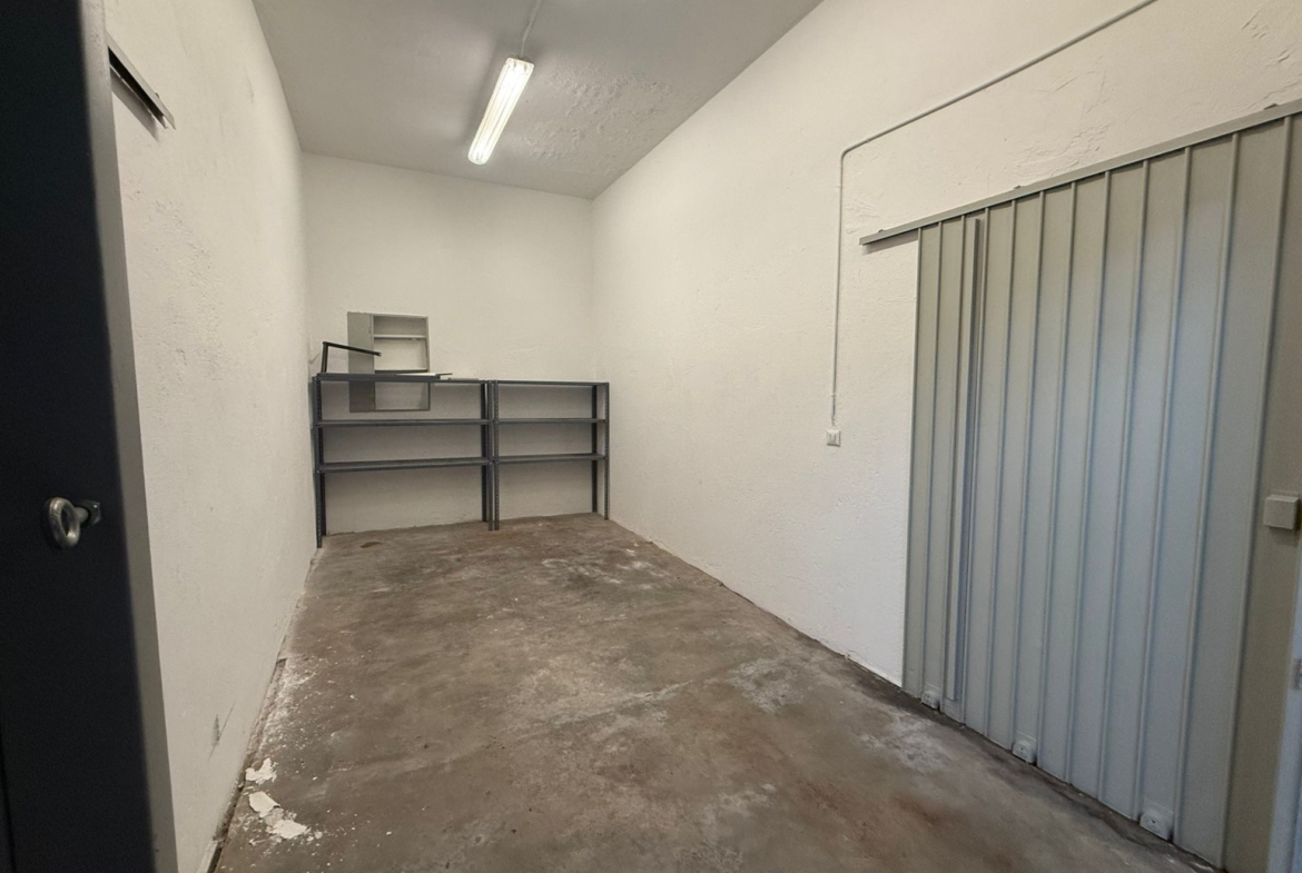 Affittasi box auto a Biella