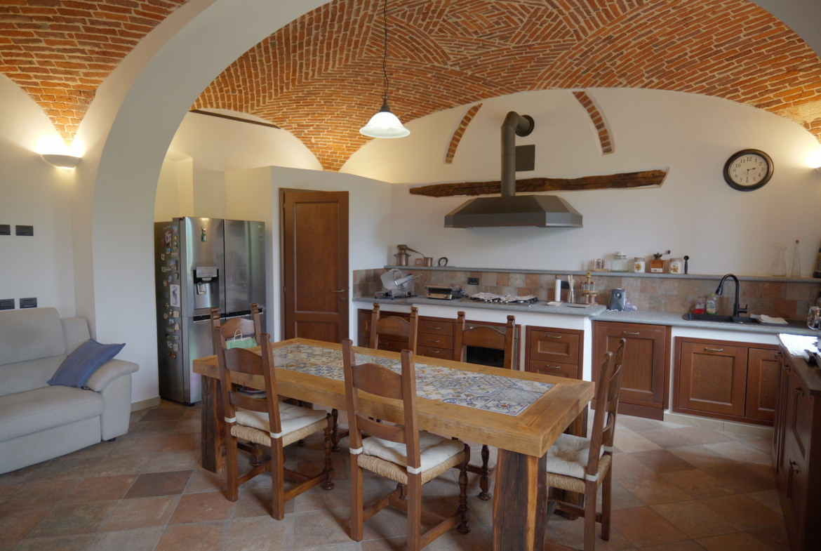 Tenuta di pregio in vendita nel cuore delle colline di Lessona
