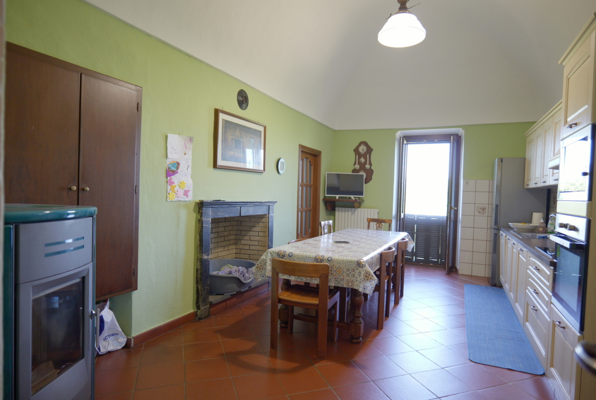 Tenuta di pregio in vendita nel cuore delle colline di Lessona