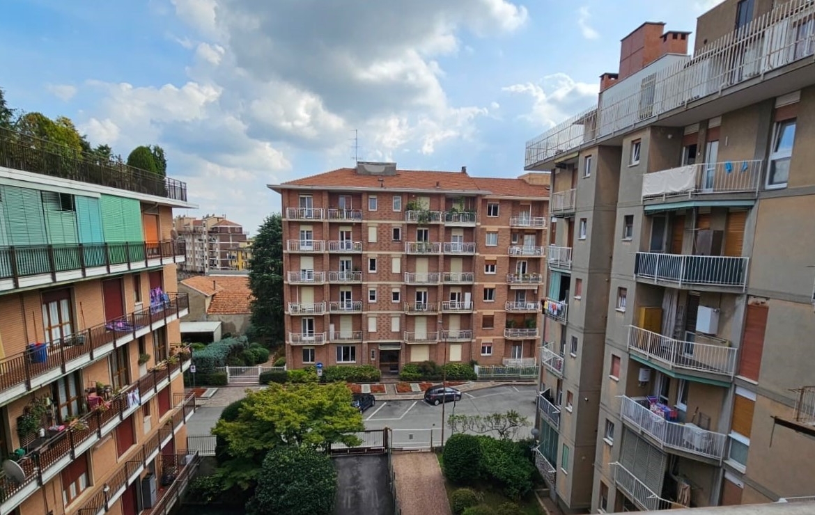 Appartamento ristrutturato a nuovo in vendita a Biella