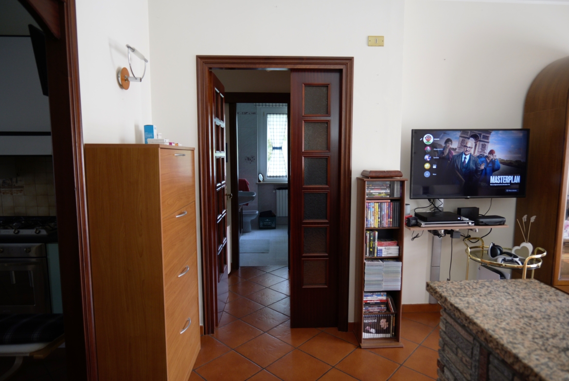 Appartamento con box auto in vendita a Vandorno