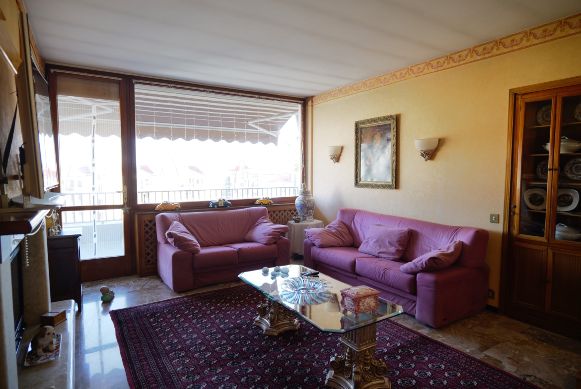 Appartamento con terrazzo in vendita a Cossato